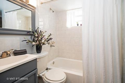 1682 White St, Des Plaines, IL 60018 photo 9