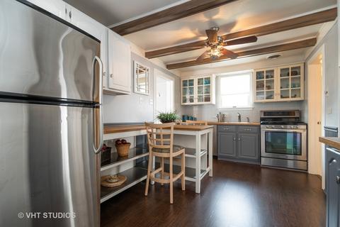 1682 White St, Des Plaines, IL 60018 photo 5