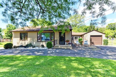 210 N Oakleaf Dr, Addison, IL 60101 photo 1