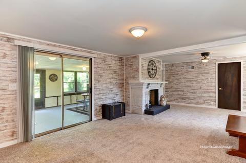 210 N Oakleaf Dr, Addison, IL 60101 photo 20