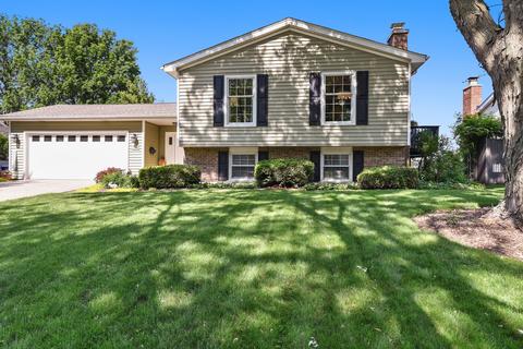 2302 Westminster St, Wheaton, IL 60189 photo 1