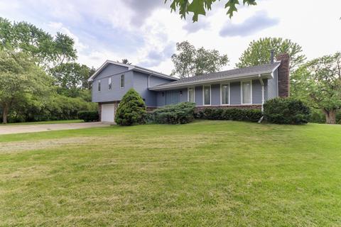 117 Parkview Dr, Bloomington, IL 61701 photo 2