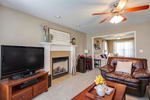 3908 Daffodil Ln, Champaign, IL 61822 photo 22