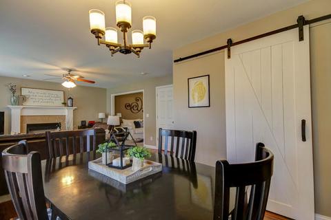 3908 Daffodil Ln, Champaign, IL 61822 photo 25
