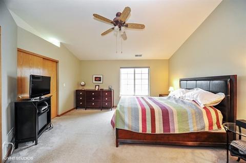 1631 Geneva Dr, Wheeling, IL 60090 photo 6