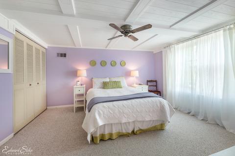 980 Norman Dr, Hoffman Estates, IL 60192 photo 14