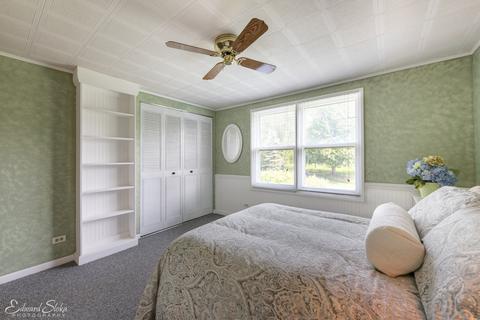 980 Norman Dr, Hoffman Estates, IL 60192 photo 17