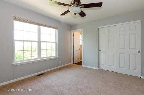 3136 Valley Falls St, Elgin, IL 60124 photo 7