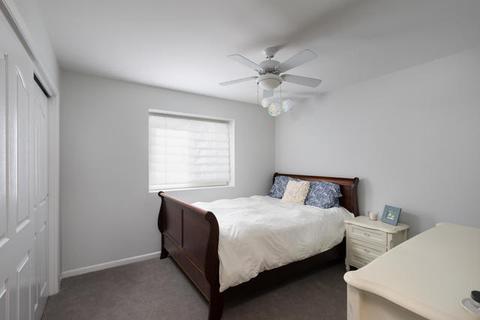 929 Gary Ct, Wheaton, IL 60187 photo 24