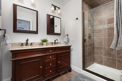 929 Gary Ct, Wheaton, IL 60187 photo 20