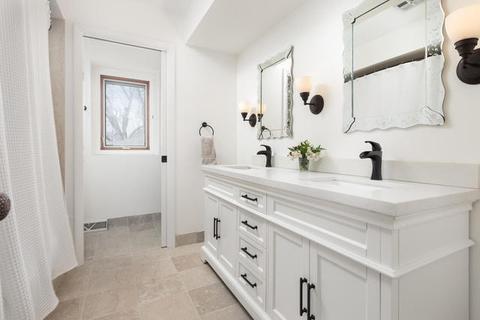 929 Gary Ct, Wheaton, IL 60187 photo 23