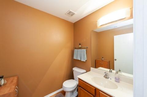 662 Arbor Cir, Lakemoor, IL 60051 photo 7