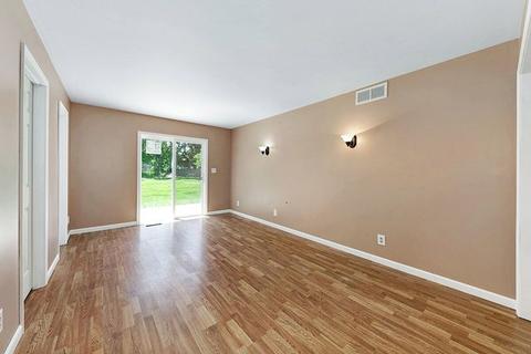 3930 Dixon Dr, Morris, IL 60450 photo 21