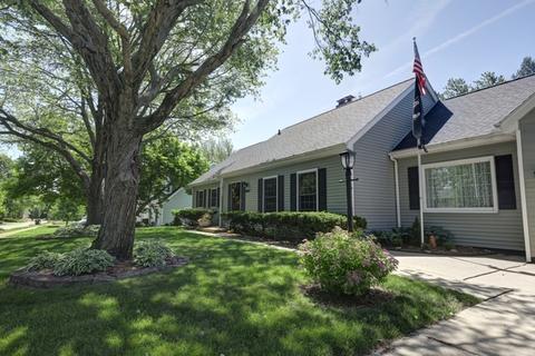 1017 Barton Dr, Normal, IL 61761 photo 3