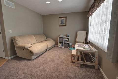 1017 Barton Dr, Normal, IL 61761 photo 8