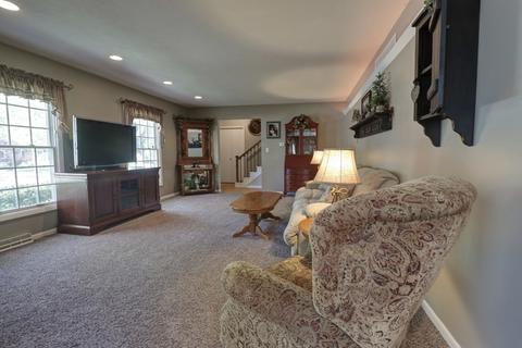 1017 Barton Dr, Normal, IL 61761 photo 7