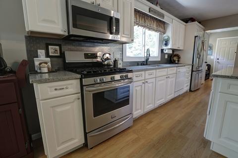 1017 Barton Dr, Normal, IL 61761 photo 11
