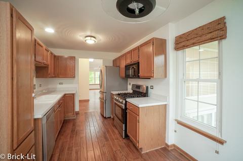 9206 W Pullman Ct, Mokena, IL 60448 photo 9