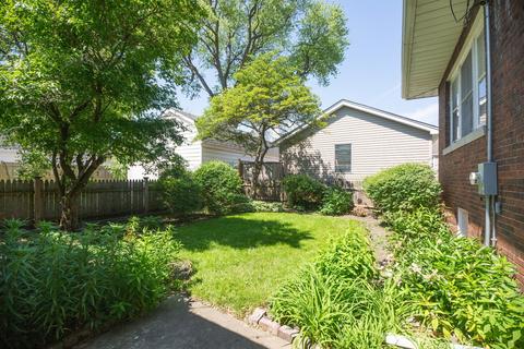 1163 E Walnut Ave, Des Plaines, IL 60016 photo 11