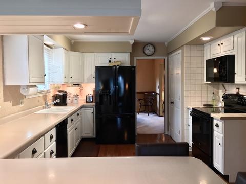 751 Fort St, Ottawa, IL 61350 photo 9