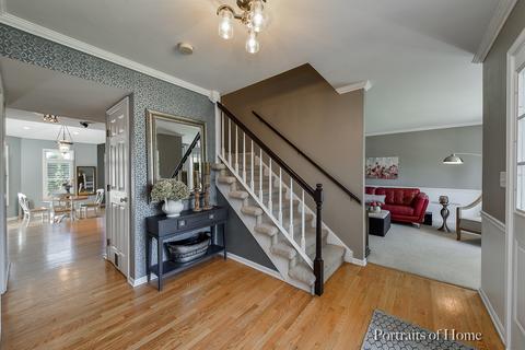 809 Bruno Ct, Naperville, IL 60563 photo 2