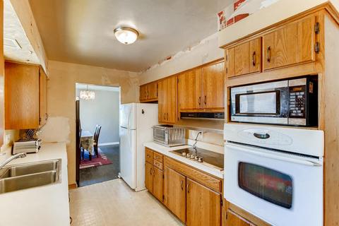 605 Seneca Dr, Aurora, IL 60506 photo 12