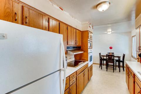 605 Seneca Dr, Aurora, IL 60506 photo 11