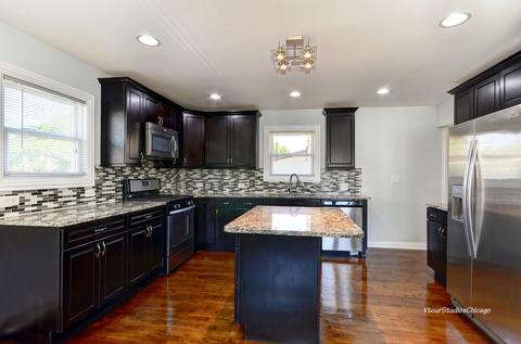 2110 Fox Ln, Des Plaines, IL 60018 photo 7