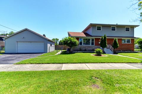 2110 Fox Ln, Des Plaines, IL 60018 photo 2