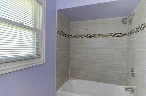 2110 Fox Ln, Des Plaines, IL 60018 photo 25