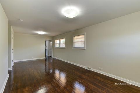 2110 Fox Ln, Des Plaines, IL 60018 photo 16