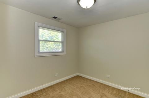 2110 Fox Ln, Des Plaines, IL 60018 photo 26