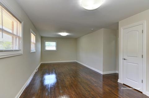 2110 Fox Ln, Des Plaines, IL 60018 photo 15