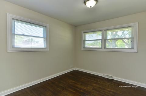 2110 Fox Ln, Des Plaines, IL 60018 photo 12