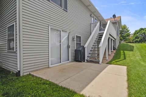 210 Walker Dr, Elburn, IL 60119 photo 22