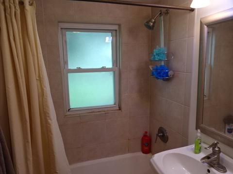 981 S Wolf Rd, Des Plaines, IL 60016 photo 10