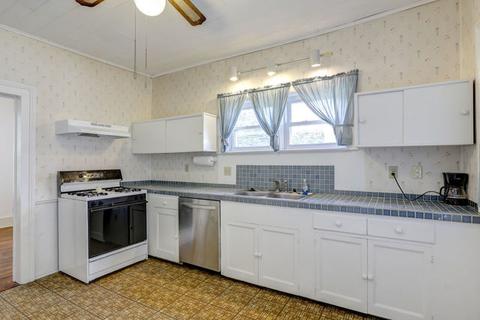 602 E Jackson St, Bloomington, IL 61701 photo 18