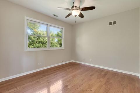 681 Eastchester Rd, Wheeling, IL 60090 photo 24
