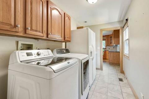 681 Eastchester Rd, Wheeling, IL 60090 photo 31