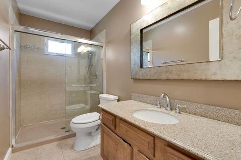 681 Eastchester Rd, Wheeling, IL 60090 photo 23