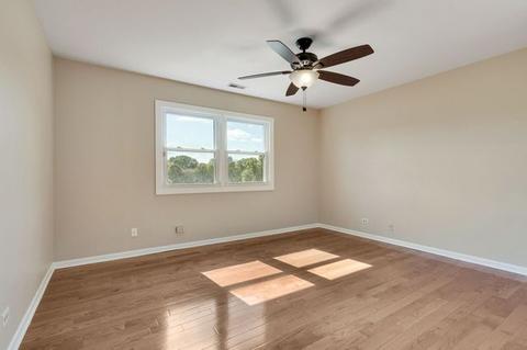 681 Eastchester Rd, Wheeling, IL 60090 photo 21