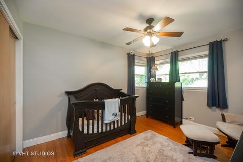 415 Cambridge Rd, Des Plaines, IL 60016 photo 9