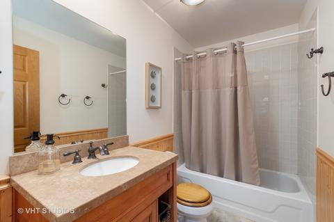 1207 Coolidge Ave, Wheaton, IL 60189 photo 16