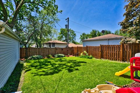 433 W Circle Dr, Addison, IL 60101 photo 4