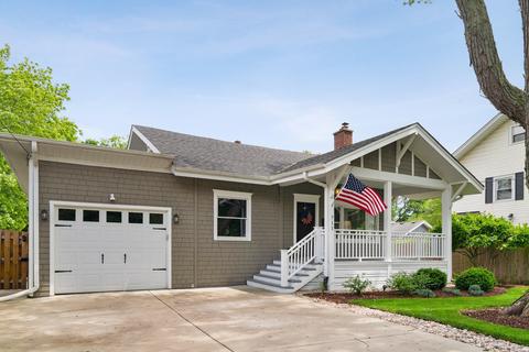 711 Warrenville Rd, Wheaton, IL 60189 photo 2