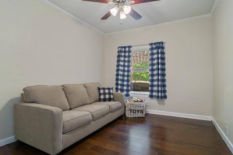711 Warrenville Rd, Wheaton, IL 60189 photo 13