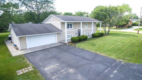 302 8th Ave, Chenoa, IL 61726 photo 1