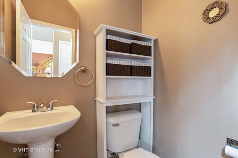 433 Willow Rd, Lakemoor, IL 60051 photo 9