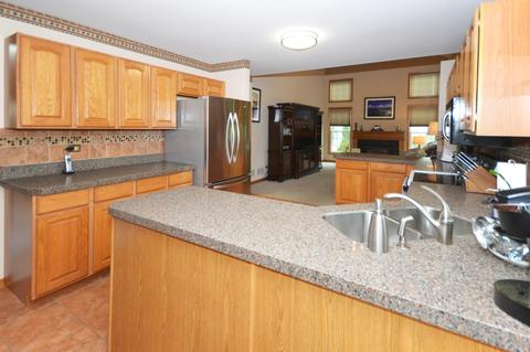 2020 Pebble Beach Dr, Plainfield, IL 60586 photo 8