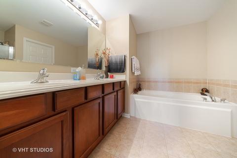 13811 Meadow Ln, Plainfield, IL 60544 photo 9